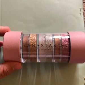 Anastasia Beverly Hills Loose Highlighter Set